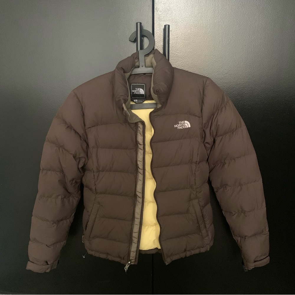 North face women nuptse jacket 700